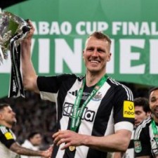 Newcastle United osvaja trofej prvaka nakon 70 godina čekanja